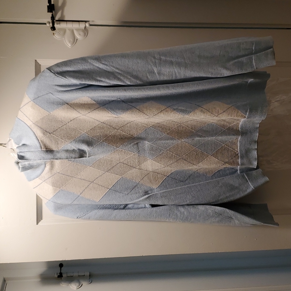 Men's sweater